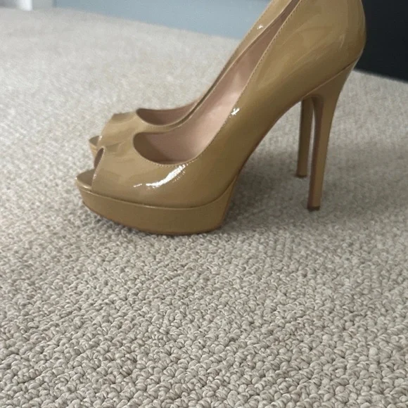 Vince Camuto Patent Peep-Toe Platform Pumps in Tan - Picture 3 of 4